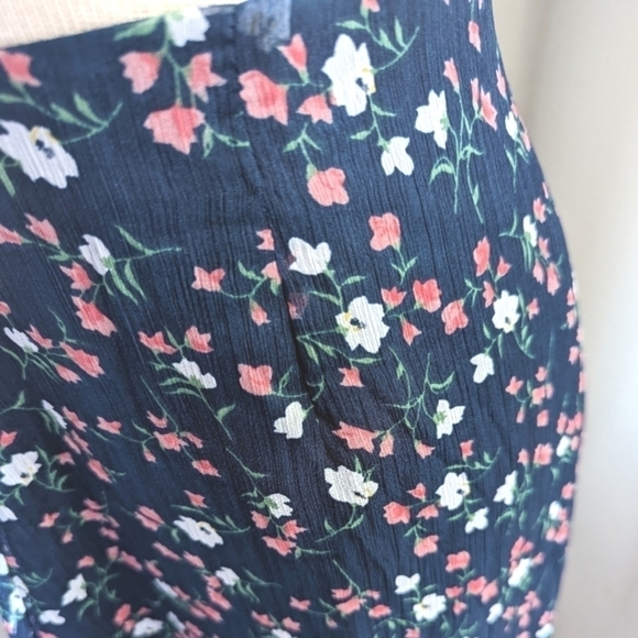 Wednesday's Girl Boho Mini Skirt in Blue Vintage Floral Size Medium - Picture 6 of 6